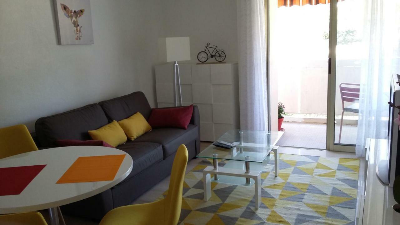 Jardins Du Pont Du Lys Διαμέρισμα Ζουάν λε Πιν Εξωτερικό φωτογραφία